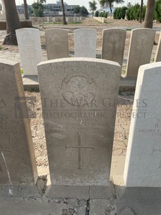 BAGHDAD (NORTH GATE) WAR CEMETERY - CLARKE, H E